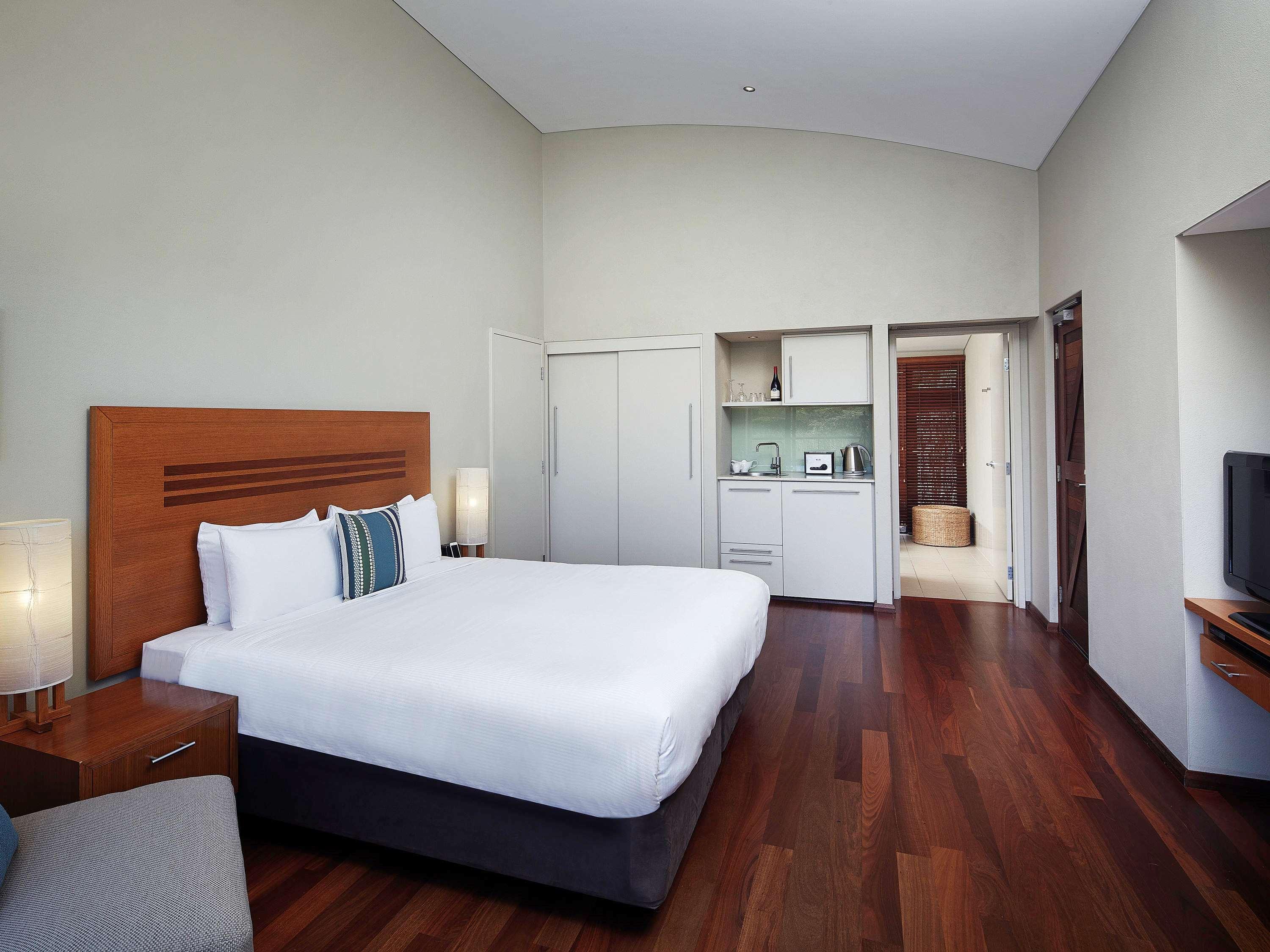 Pullman Bunker Bay Resort Margaret River Дансборо Экстерьер фото A room at the hotel