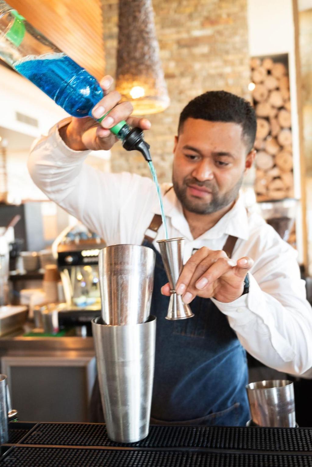 Pullman Bunker Bay Resort Margaret River Дансборо Экстерьер фото A barista at work