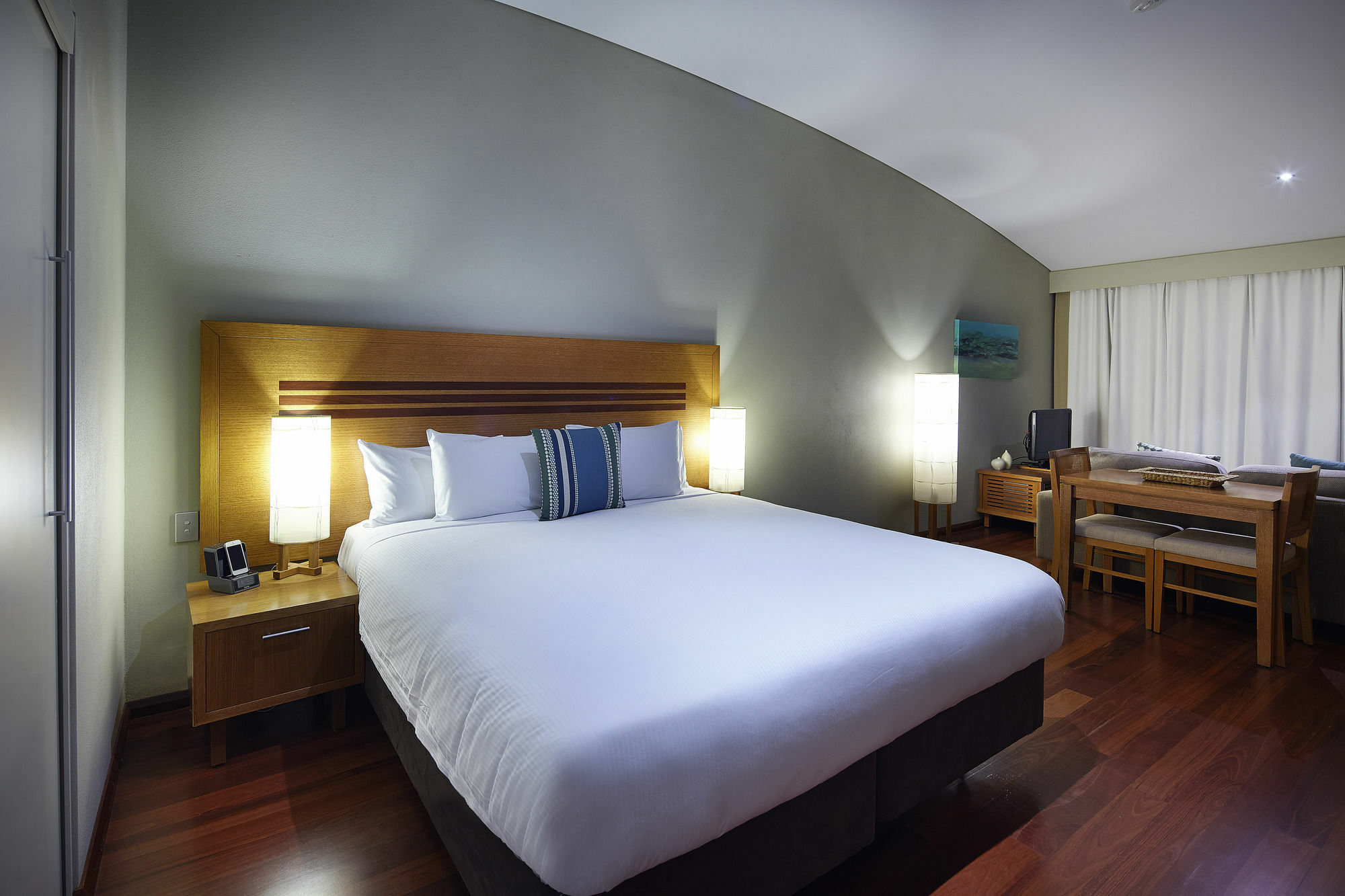 Pullman Bunker Bay Resort Margaret River Дансборо Экстерьер фото A typical room at the hotel
