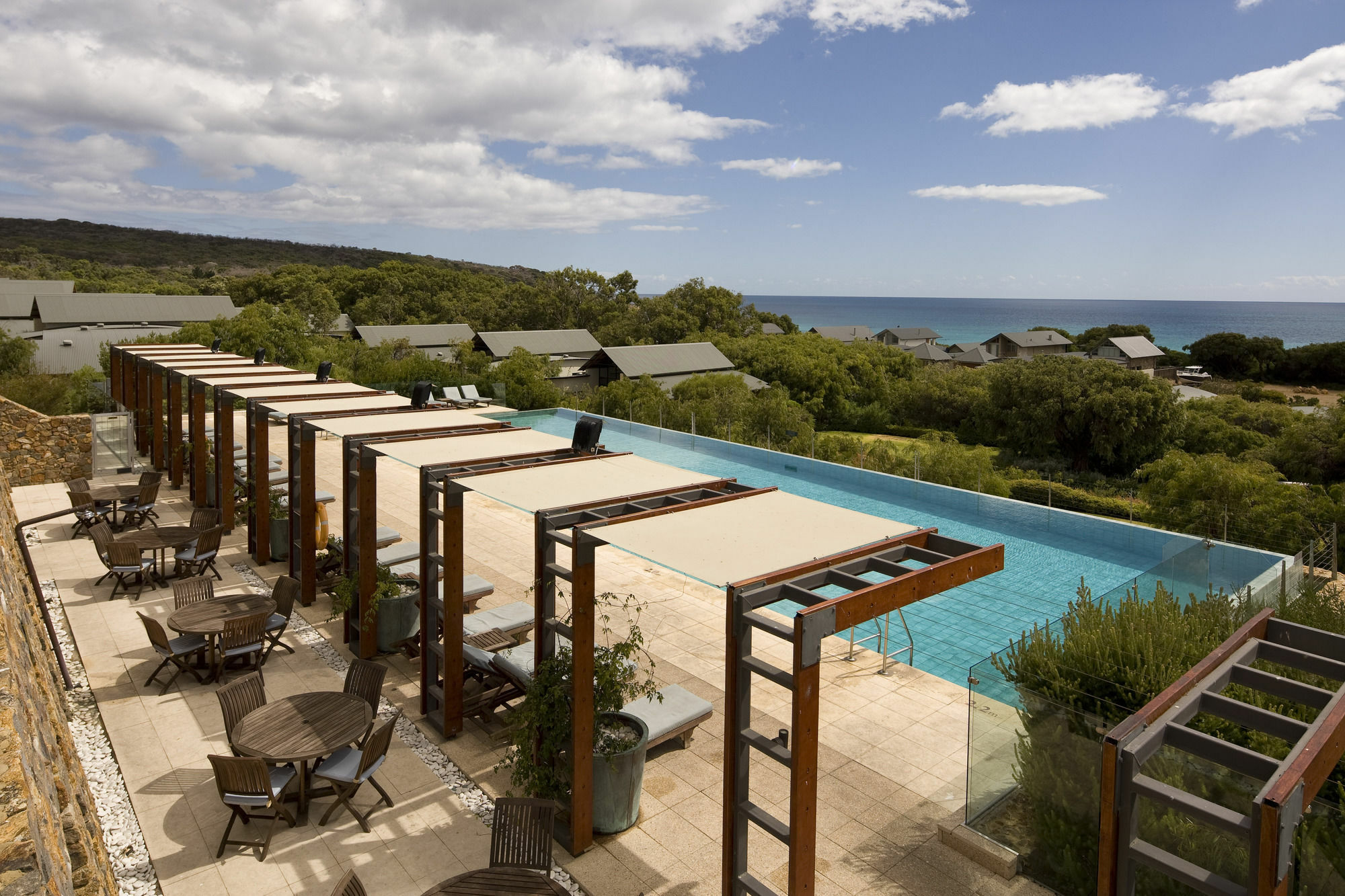 Pullman Bunker Bay Resort Margaret River Дансборо Экстерьер фото The pool at the Amanu Resort