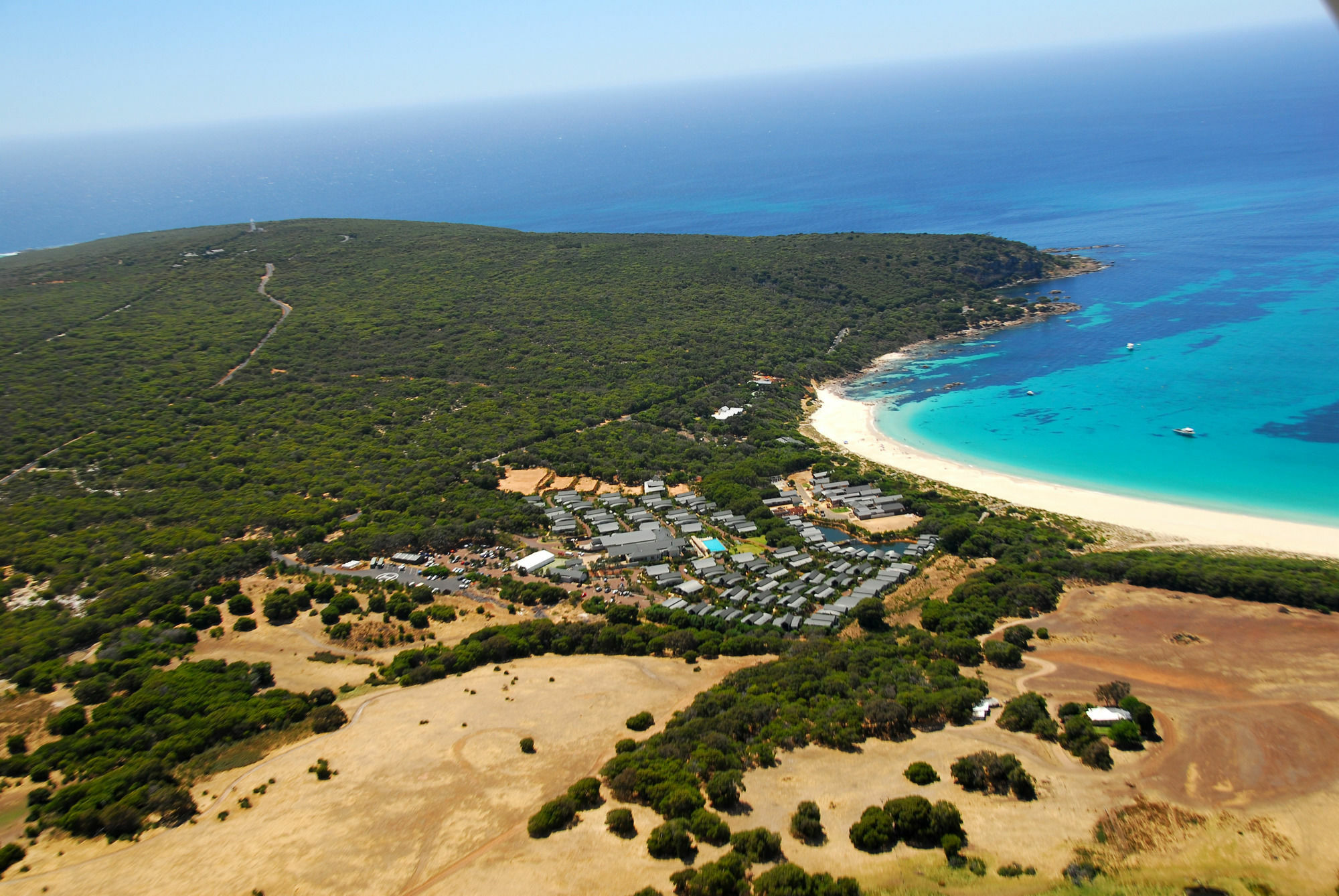 Pullman Bunker Bay Resort Margaret River Дансборо Экстерьер фото Aerial view of the town